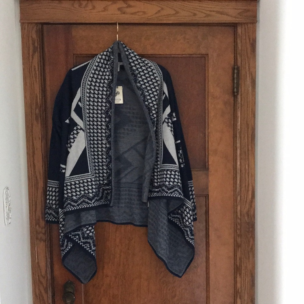 Dana Buchman - Cardigan - NEW WITH TAGS!